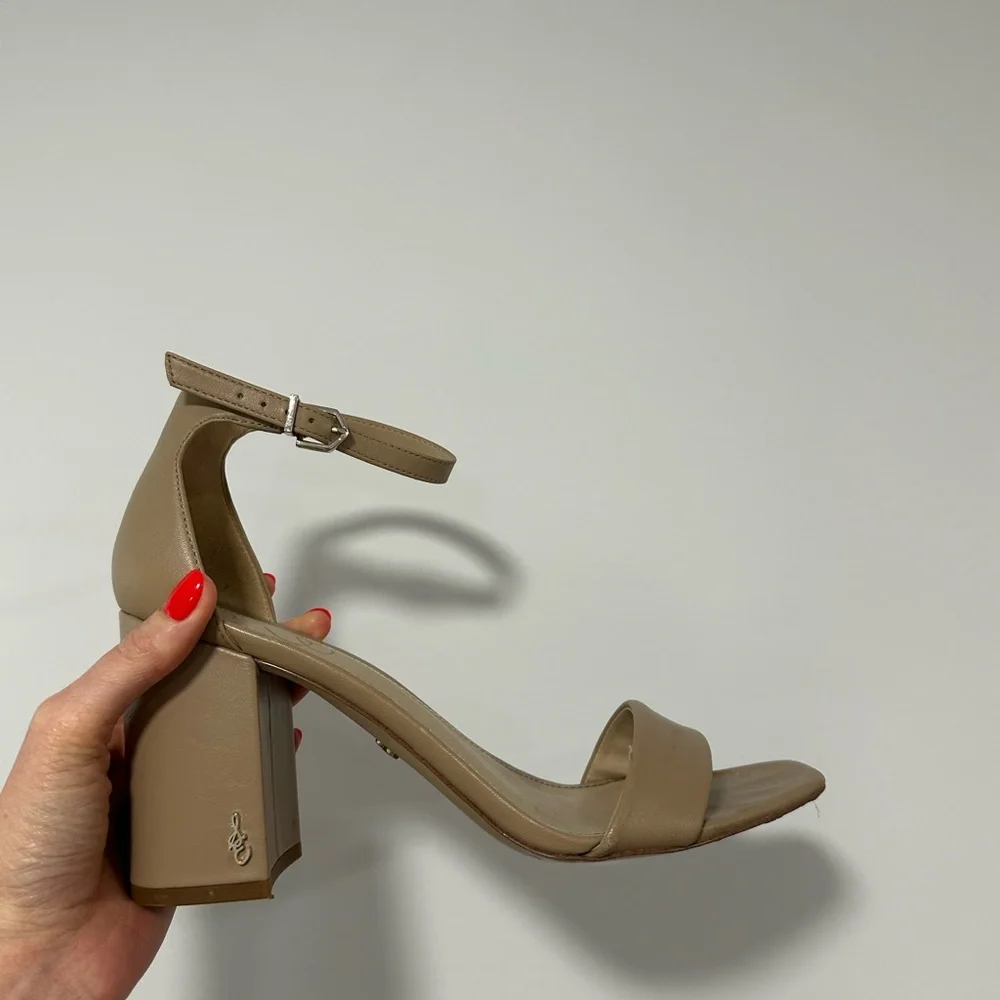 Sam Edelman Block Heel - Picture 2 of 4